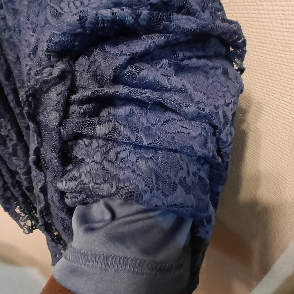 The Pyramid Collection Midnight Blue Lace Dress - Picture 8 of 9